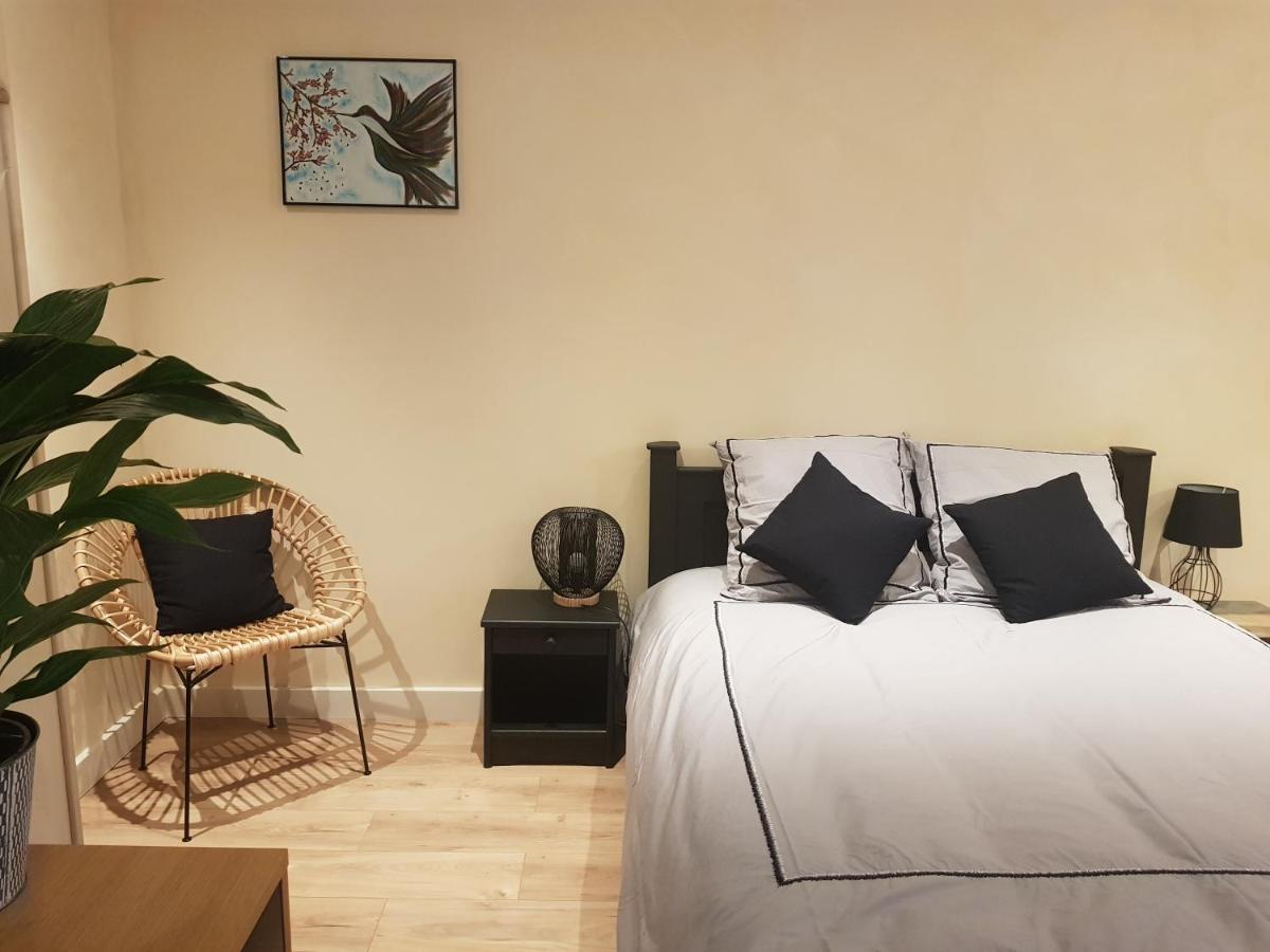 Bed and Breakfast Le Havre De Gaia Charnecles Экстерьер фото